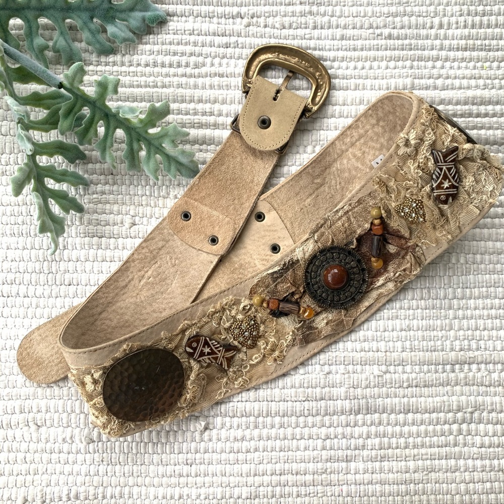 NWOT Leather beaded belt BB-019